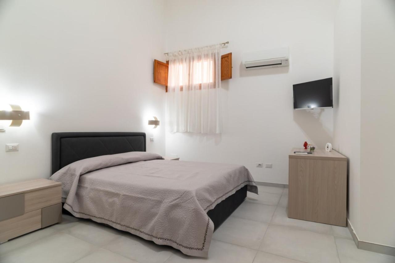I Parrini Bed & Breakfast Porto Empedocle Exterior photo